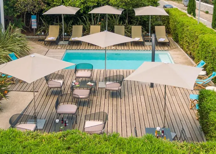 Rossi 3* サルテーヌ