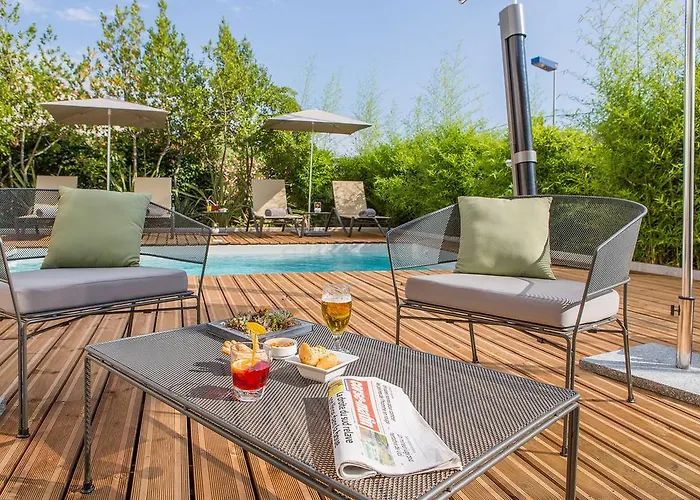 מלון Rossi Sartène