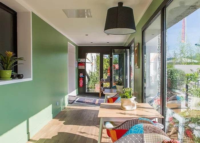 Rossi ホテル サルテーヌ