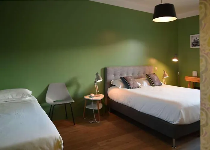 Rossi 3* サルテーヌ